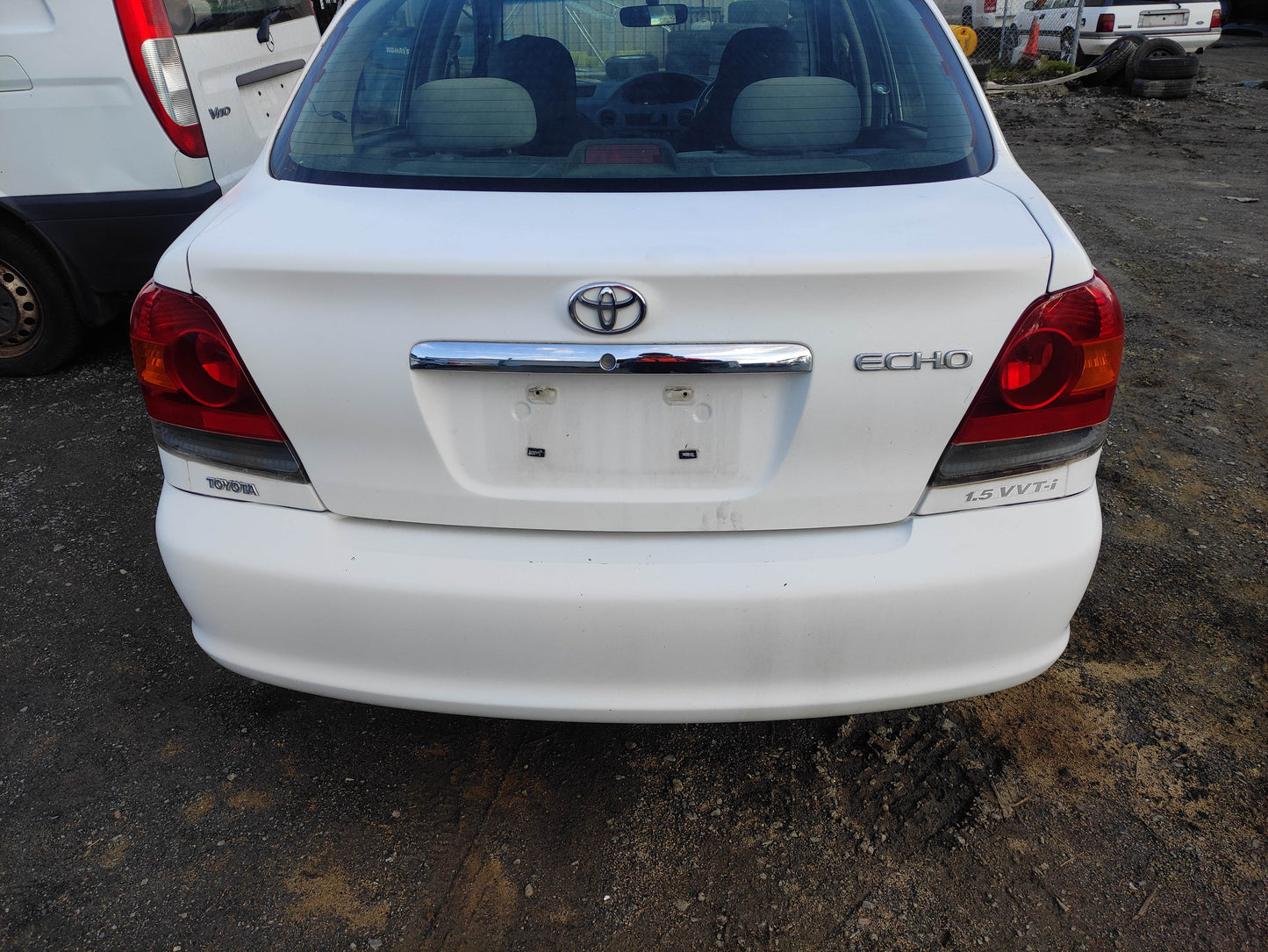 #231 TOYOTA ECHO NCP FITS 1999 TO 2005 FOR PARTS