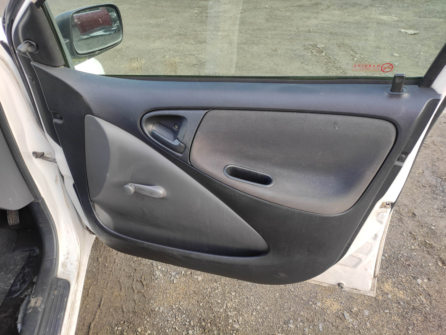 #231 TOYOTA ECHO NCP FITS 1999 TO 2005 FOR PARTS