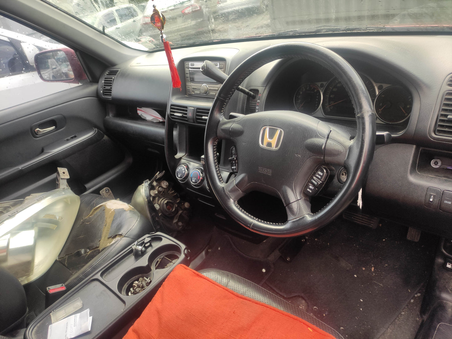 #686 HONDA CR-V 2004 FOR PARTS