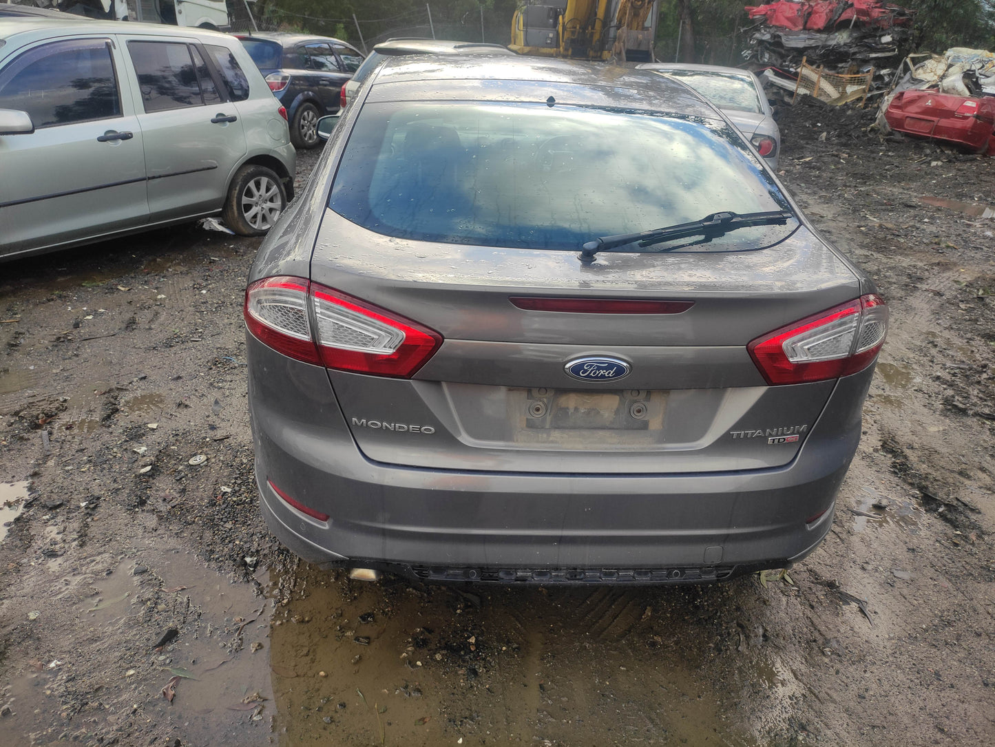#687 FORD MONDEO 2013 FOR PARTS