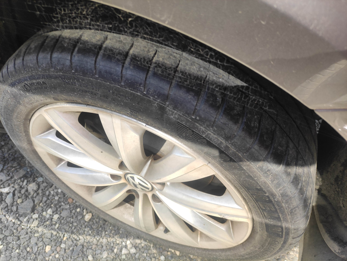 #523 VOLKSWAGEN PASSAT FITS 2010 TO 2014 FOR PARTS