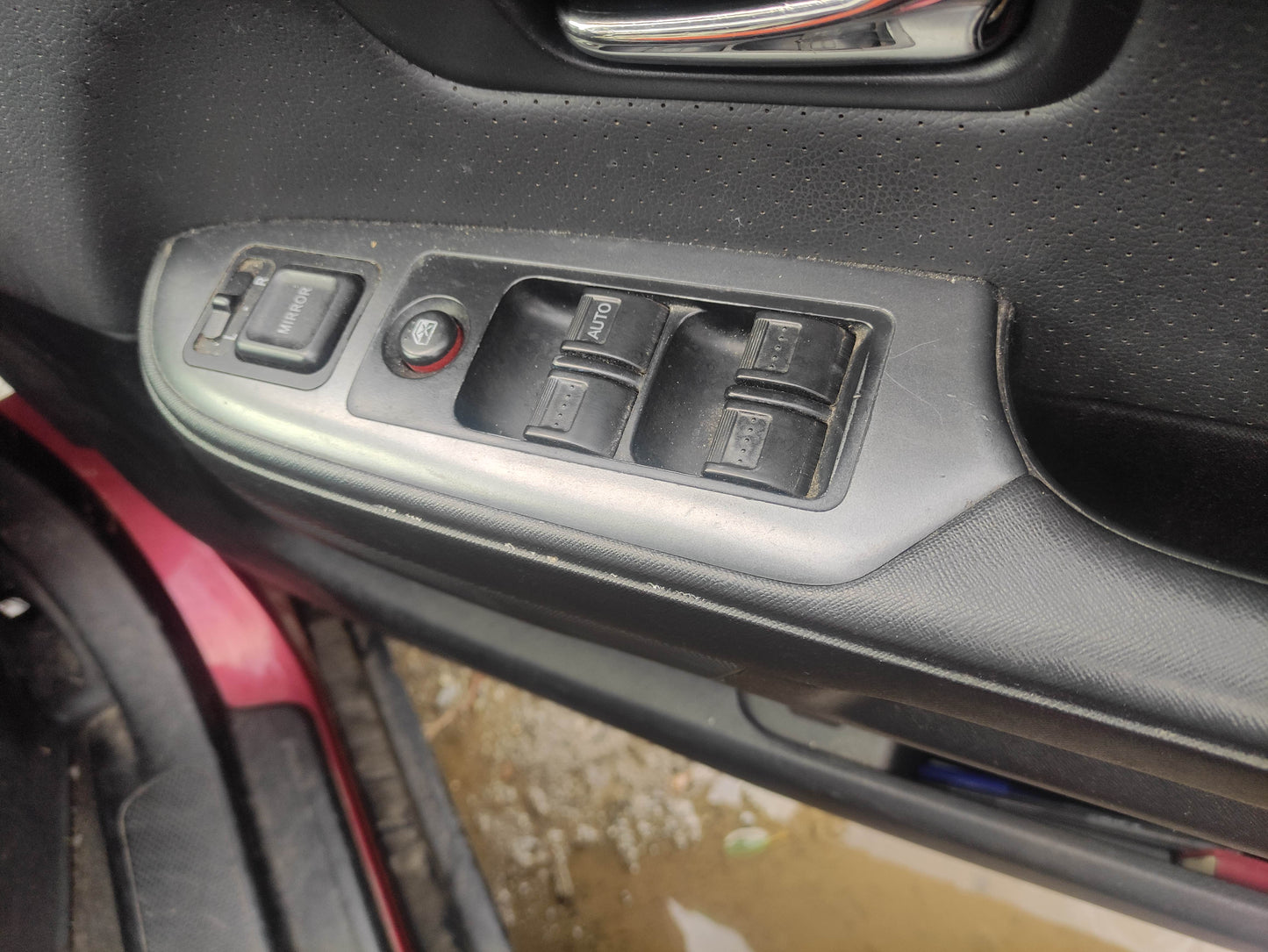 #686 HONDA CR-V 2004 FOR PARTS